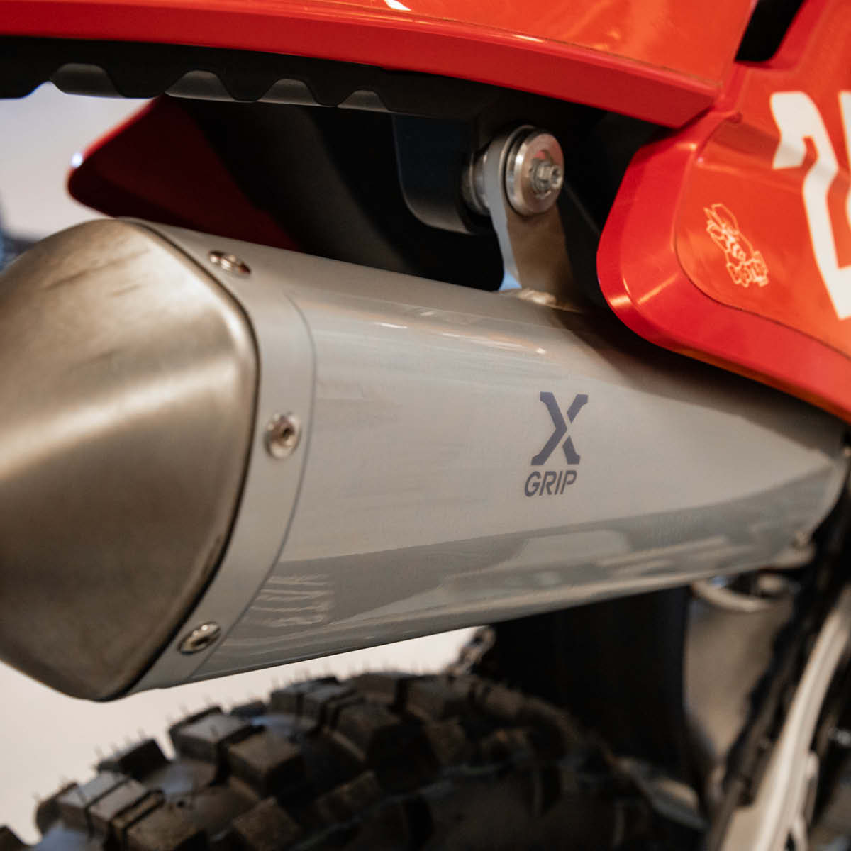 XG-2710-017-M
